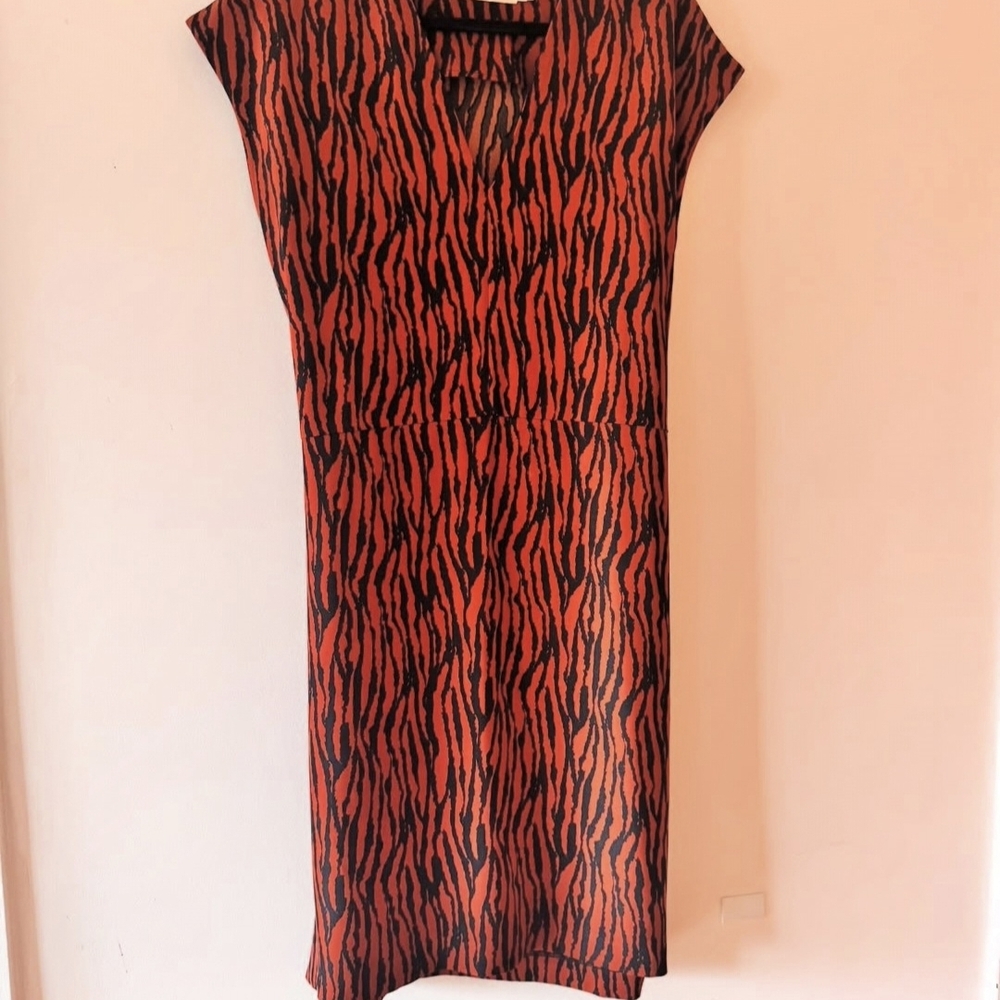 Chic Black and Brown Midi Dress